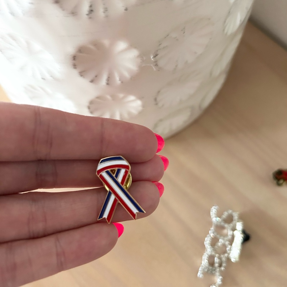 Vintage Red White Blue Ribbon Patriotic Support Troops Enamel Pin